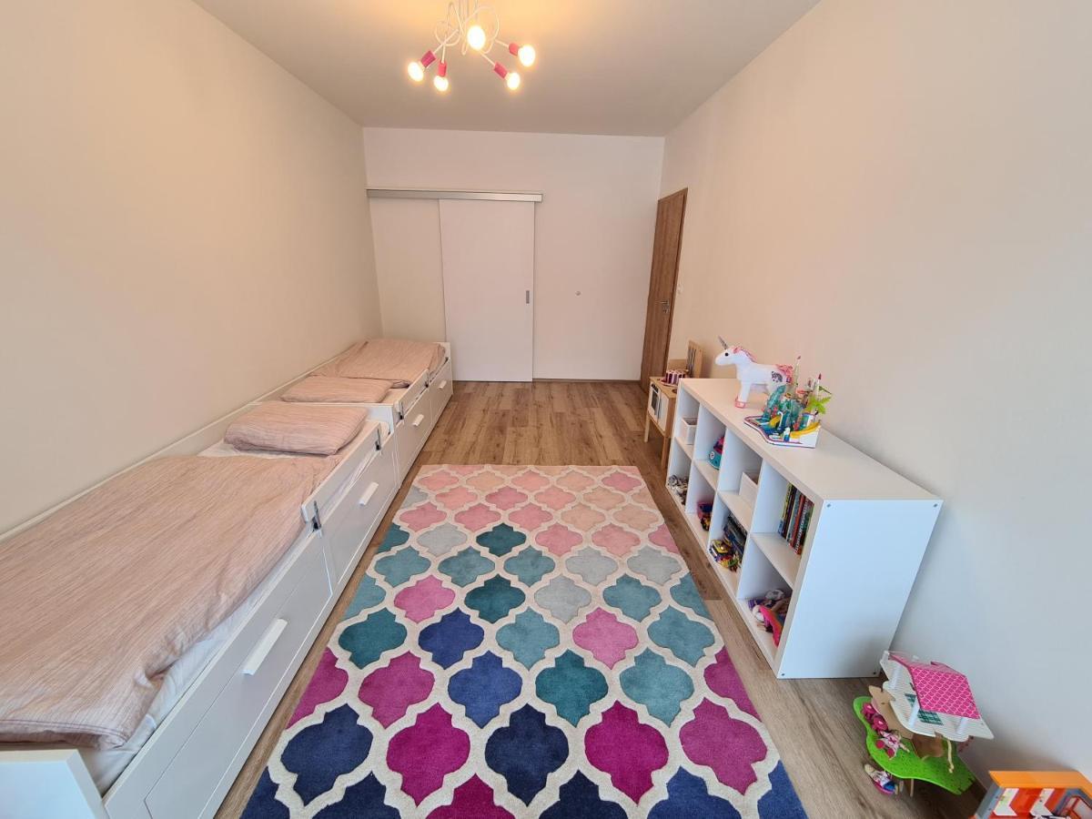 Apartman Utulno: Relax, Sauna A Vyberova Kava ฮอร์นิมาร์ชอฟ ภายนอก รูปภาพ